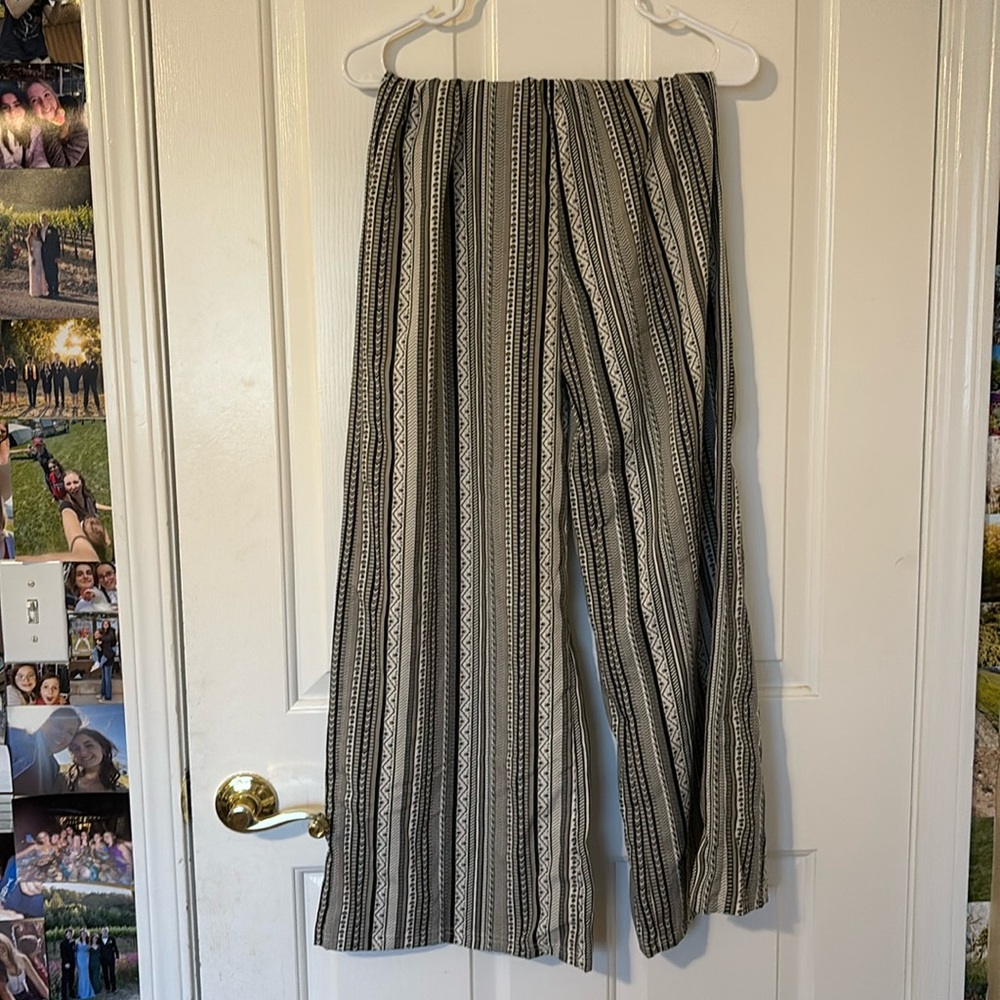 Designed linen pants